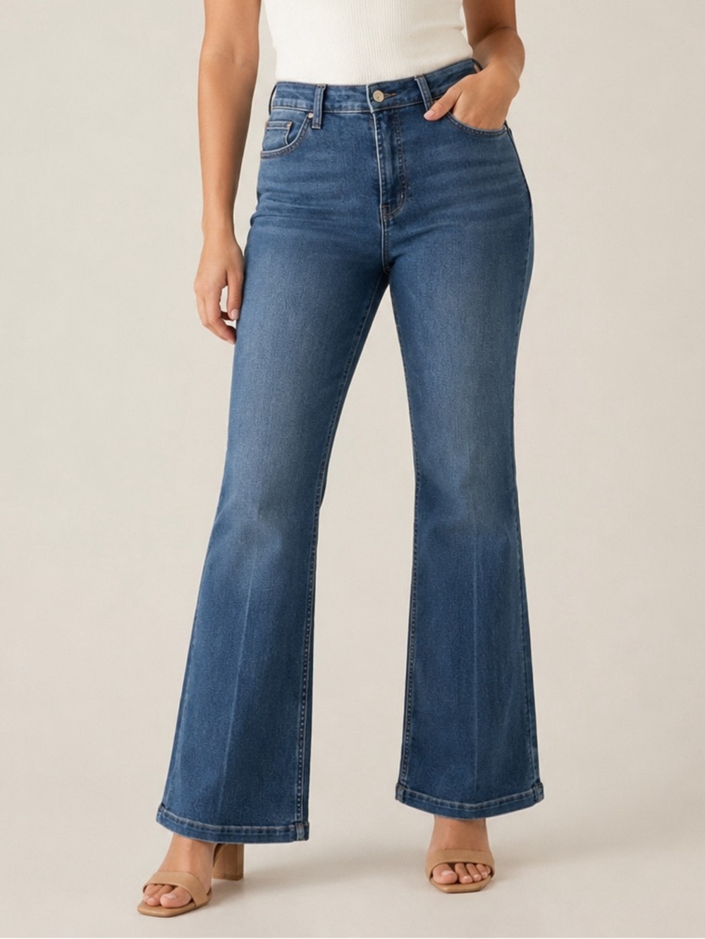 NWT Old Navy Size 18 High-Rise Flare Jeans